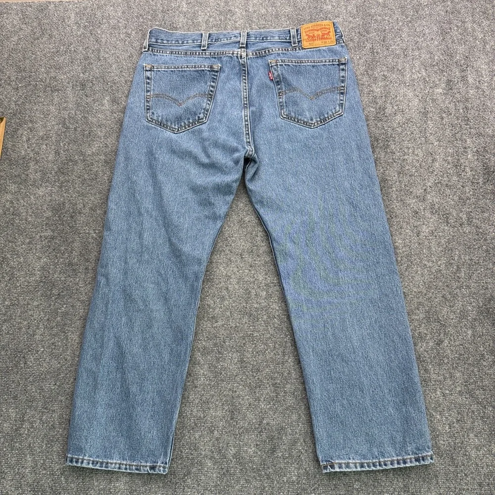 Levis 505 Regular Fit Jeans Mens 38x29 Medium Wash Blue Straight Leg Denim Pants